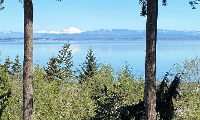 Camano Island House | Panoramic View House of Puget Sound with hot tub and walls of windows