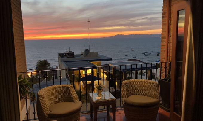 Amapas Condo | Panoramic View of the Bay of Banderas