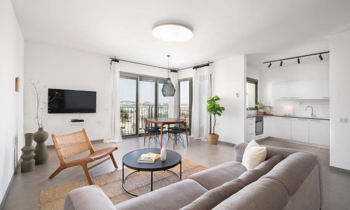 Jerusalem City Centre Apartment | Panoramic view to Old City, amazing apt!!!
