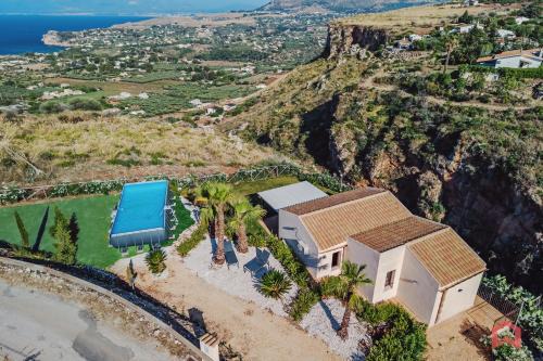 Castellammare del Golfo Villa | Panoramic Villa with private Pool near Scopello