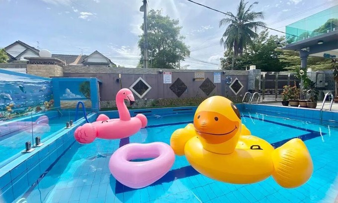 Bukit Rambai Villa | Pantai Klebang48 Villa/30Pax/PrivatePool