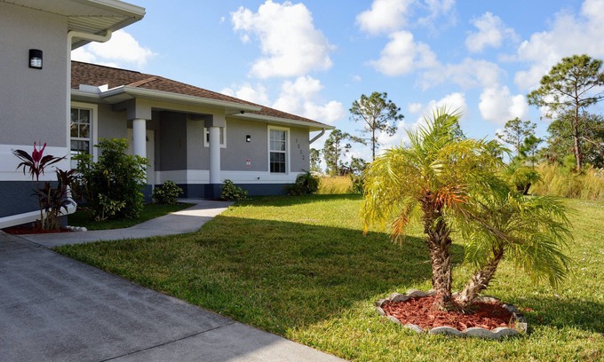 Joel House | Panthers Home