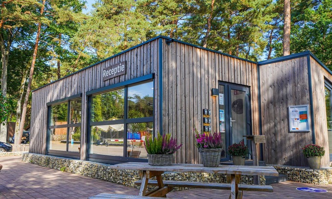 Zutendaal House | Papendaal lodge 4 Glampingtent by Interhome