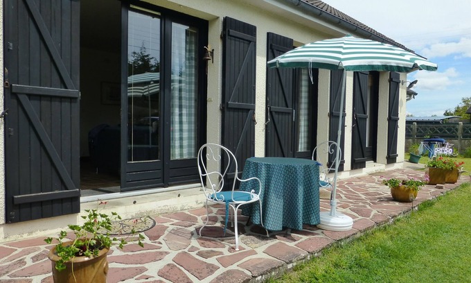Barneville-Carteret House | Papenoo 3-room house 600 m from the beach.