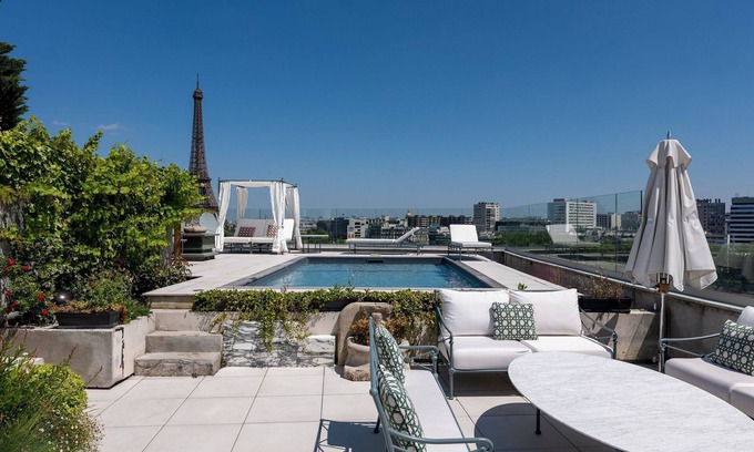 16th Arrondissement Apartment | Par021 - Penthouse with private pool in Paris