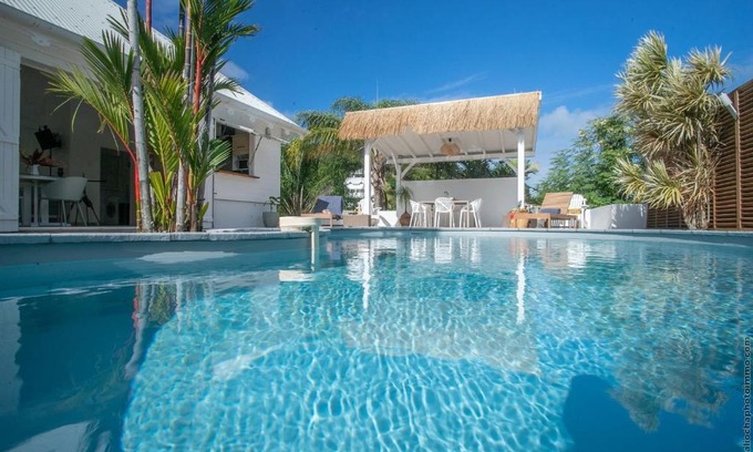 Le Robert Villa | PARADISE BAY