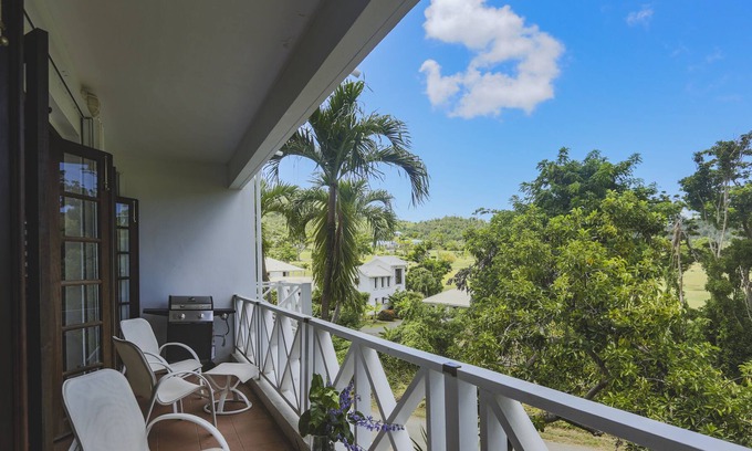 Estate Fountain Condo | Paradise for Golf & Nature Lovers!