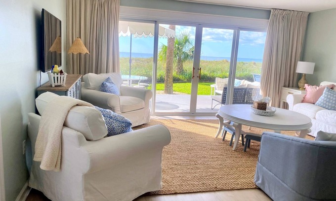 Golden Beach Condo | Paradise Found : Beach Front Condo w/Breathtaking Views!