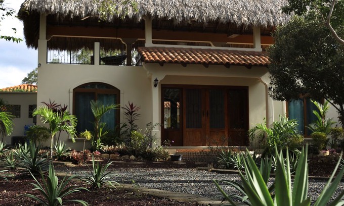 Playa Colorado House | Paradise Found/Casa Kon TIki/Playa Colorado Hacienda Iguana/