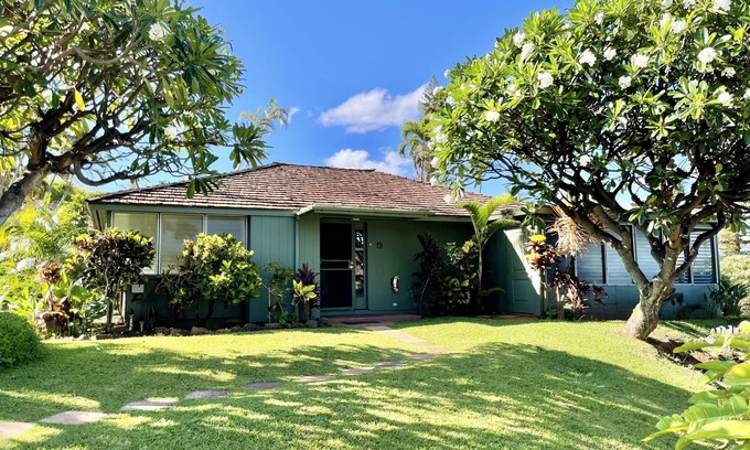 Kaanapali Cottage | Paradise Found: Spacious & Comfortable Hawaiian Cottage