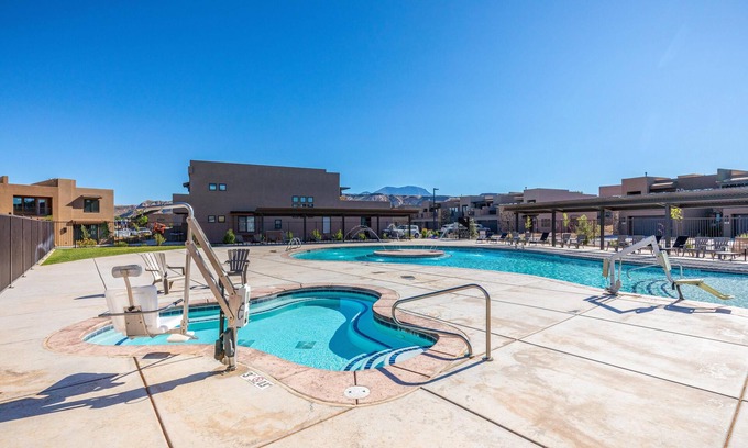 St. George Villa | Paradise Found
