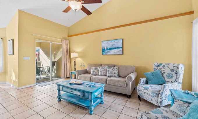 Indialantic House | Paradise Getaway Townhome - 3/2 - Walk to the Beach