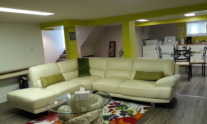 Tecumseh Apartment | Paradise Homes - Beautiful 2-bedroom basement unit