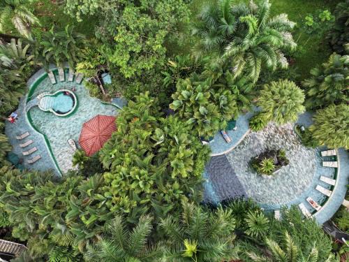 Arenal Hot Springs Hotel | Paradise Hot Springs - Thermal Water & Volcano Views