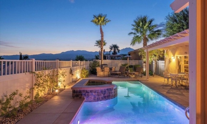 Desert Hot Springs House | Paradise in the desert! Pool & Golf!