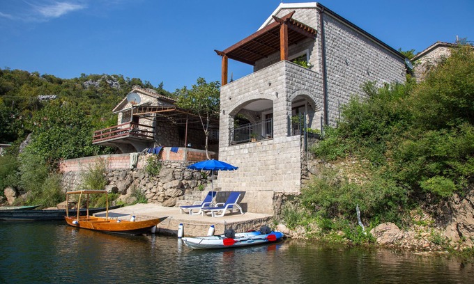 Karuc Villa | "Paradise Lake House" at National Park Skadar Lake