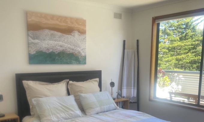 Loch Sport House | Paradise on a spacious double block close to the lake and beach.