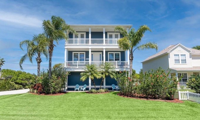 Vilano Beach House | Paradise Palms - Hot Tub/Golf Cart/Steps to Beach