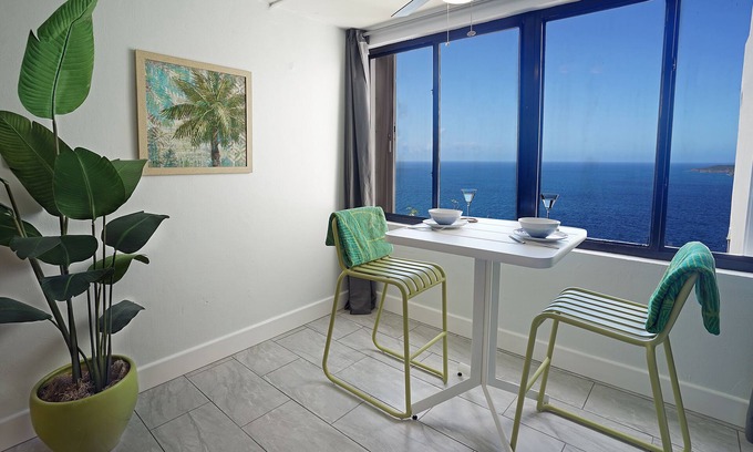 Rosendal Apartment | Paradise Palms Studio w/pool and ocean views