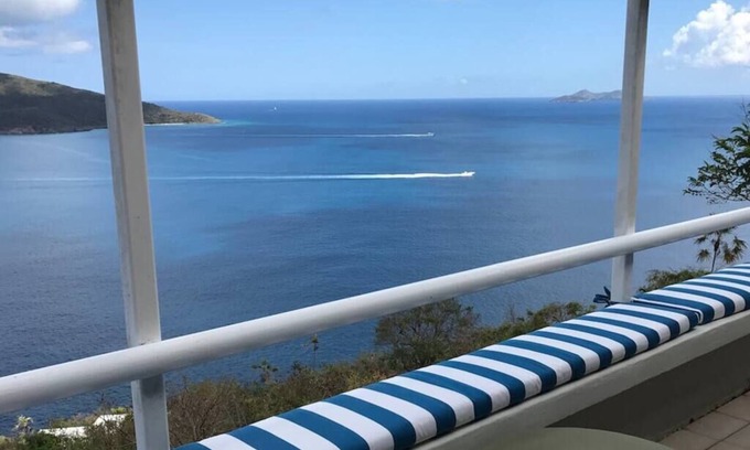 Rosendal Apartment | Paradise Palms w/Pool and Panoramic Ocean Views
