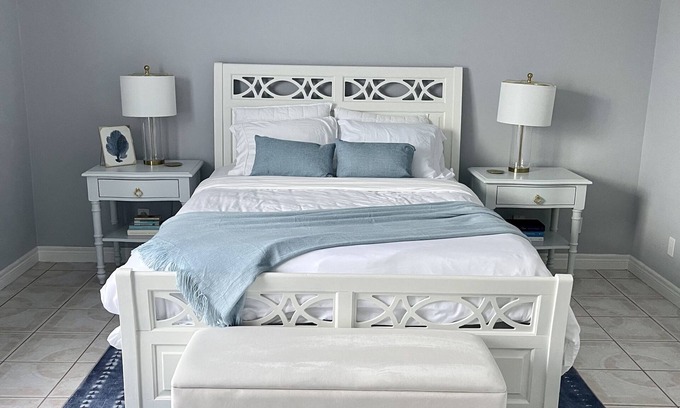 The Bight Apartment | Paradise Queen Angel