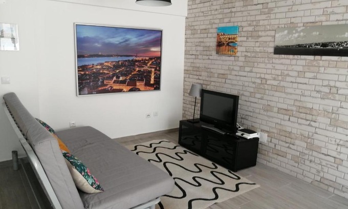Alges House | Paradise Space