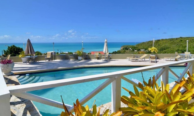 Dickenson Bay House | Paradise View, Halcyon Heights Dickenson Bay,
