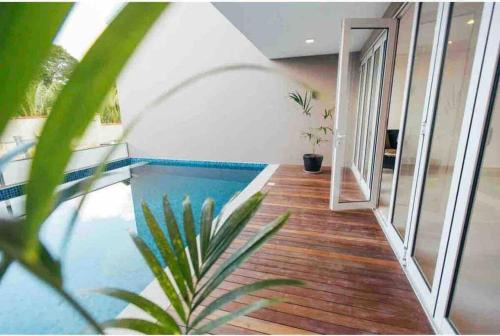 La Misere Villa | Paradise Villa & Private Pool - CliffHanger Villas