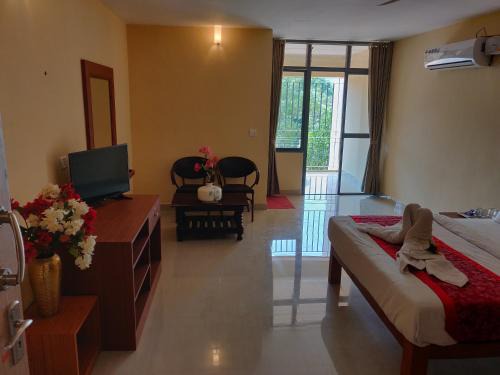 Tumari Other | Paradise Wild Hills Kodachadri