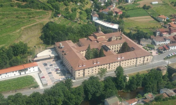 Cangas del Narcea Municipality Hotel | Parador de Corias