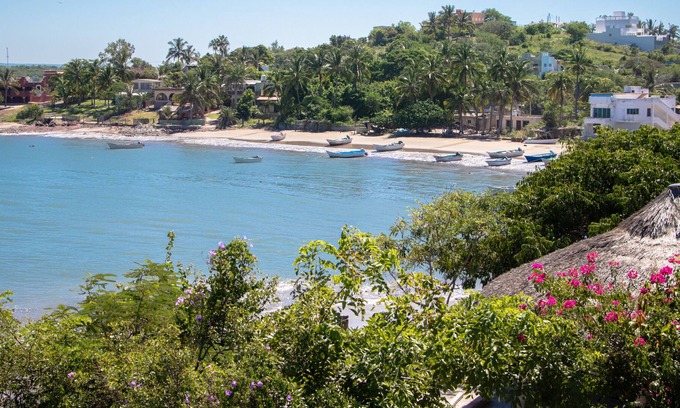 Punta Prieta Villa | Paraje de Cortes: Exclusive beachfront Villa. Incredible views