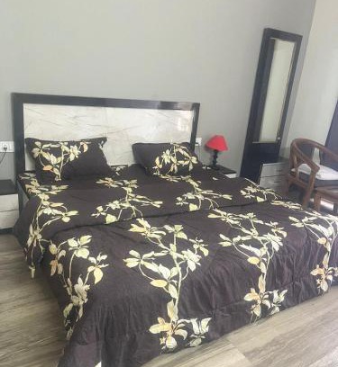 Greater Noida Apartment | Paramount Golf Forest