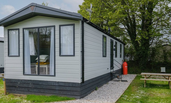 Hayle House | PARBOLA 30, pet friendly, with pool in Gwinear
