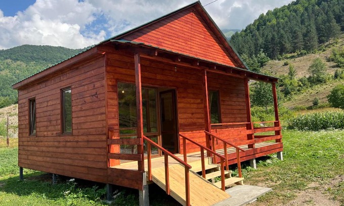 Mestia Apartment | Pari Paradise