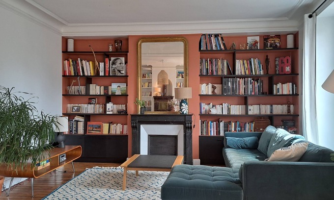 Quartier Sainte-Marguerite Apartment | Paris, Bastille. Superb 110 square meter, 3 bedroom apartment.
