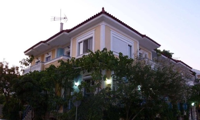 Ireon Hotel | Paris Beach