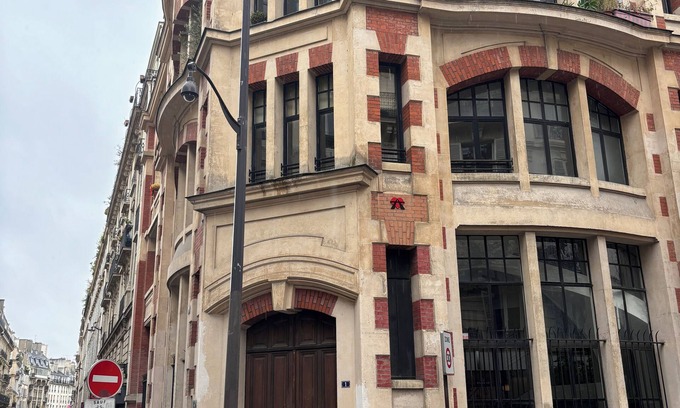 Quartier de Rochechouart Apartment | Paris Montmartre - Triplex de Charme