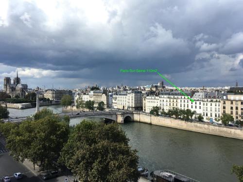 Les Iles Apartment | Paris-sur-seine-chez-caroline