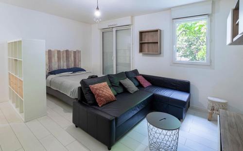 Bezons Apartment | Parisian Chic & Spacious Studio with Parking