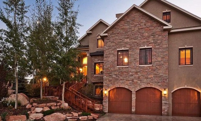 Bear Hollow Village House | Park City Family Reunions, Ski Vacation, Corporate Retreat, 4th of July