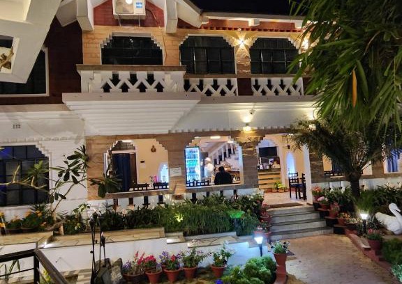 Santiniketan Resort | Park Guest House