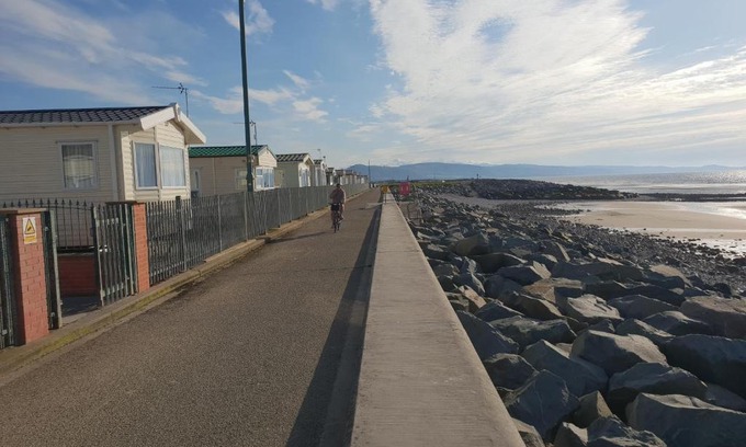 Kinmel Bay Resort | Park Home at Golden Sands Holiday Park N.Wales