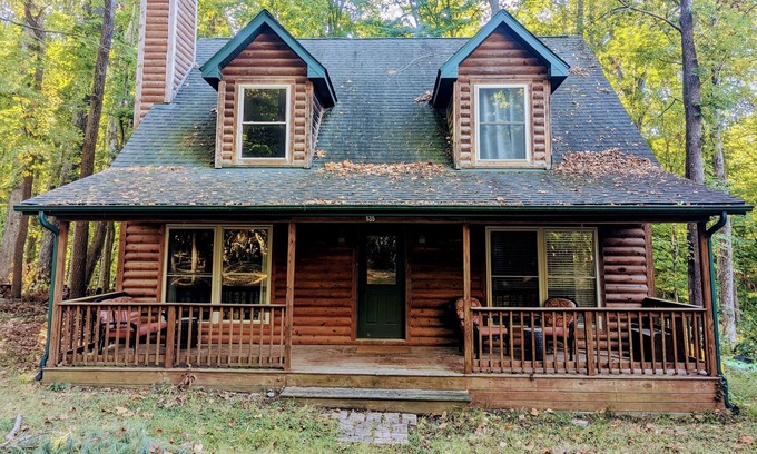 Bellmore Cabin | Parke County cabin -- beautiful, peaceful setting at Raccoon Lake