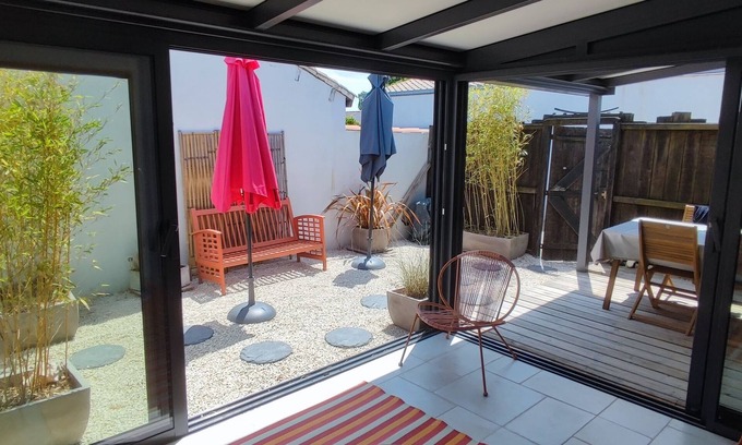 Saint-Georges-d'Oleron House | Parking and private terrace 300m from the village and 900m from the beach