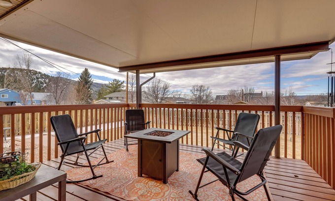 Parowan House | ‘Parowan Escape’ with 2 Game Rooms, Deck & Yard!