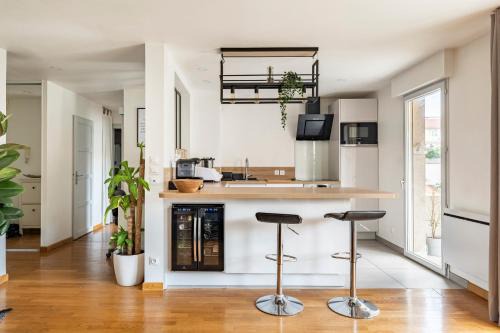Charmettes - Bellecombe Apartment | Part-Dieu - Option Parking