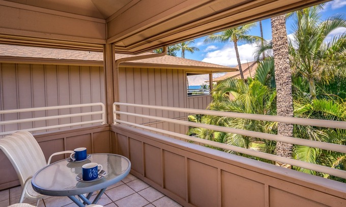 Kihei Condo | Partial Ocean View. 1 Bed / 1 Bath Kihei Bay Vista B201