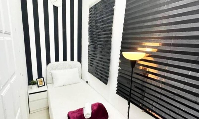 Al Barsha 1 House | Partitioned Single Room in Al Barsha 1 Near Metro