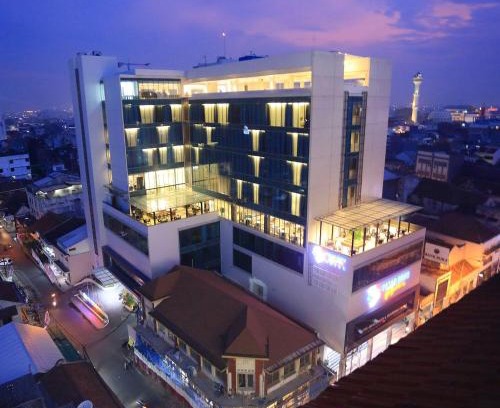 Braga Hotel | Pasar Baru Square Hotel Bandung