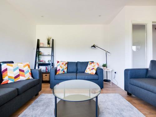 Didsbury House | Pass the Keys Lovely 3 Bedroom property golf club and parking